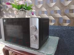 pel microwave oven good condition sale urjent basis