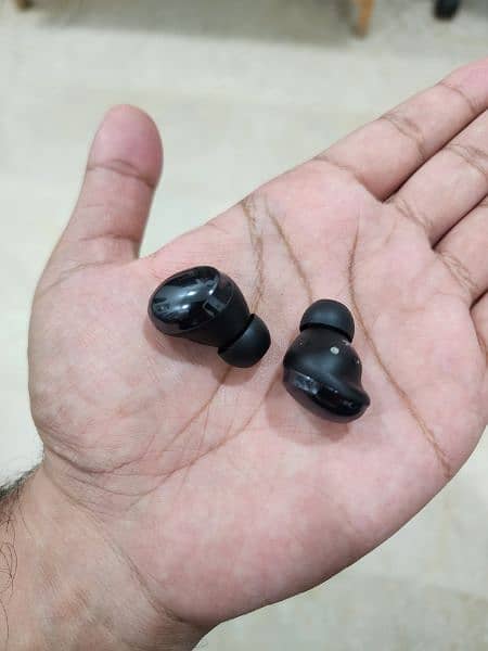 Samsung Galaxy Buds Pro 7