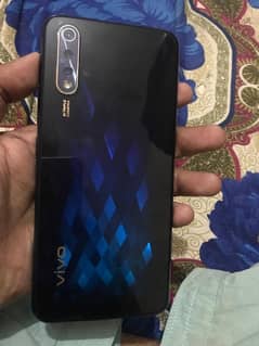 vivo s1 4gb 128gb duall sim 4g  with charger