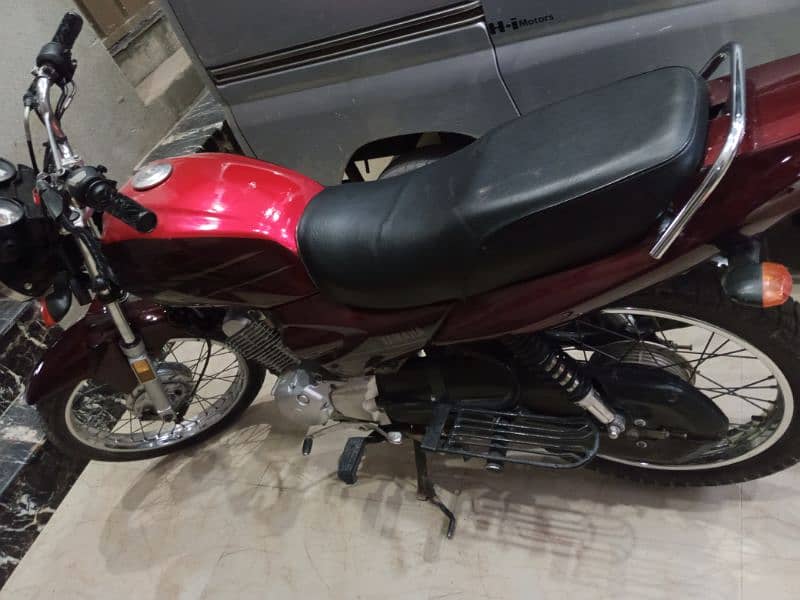 Yamaha yb125z 2021 8