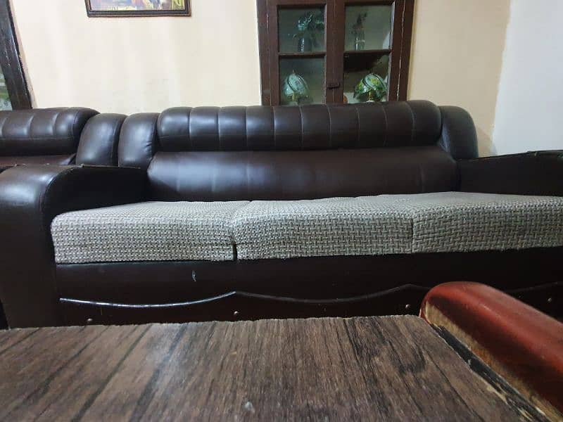 sofa set 5 seater + 5 double bed mattress 3