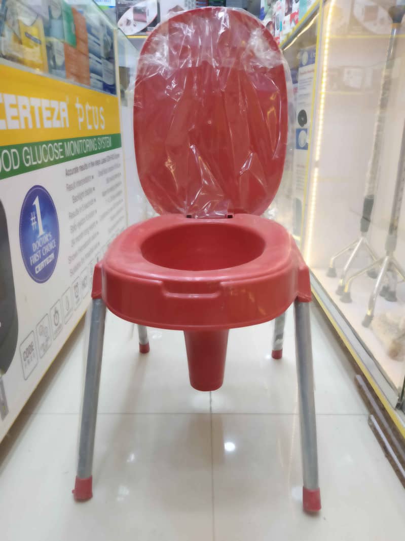 portable commode chairs / portable toilet seat / plastic commode 1