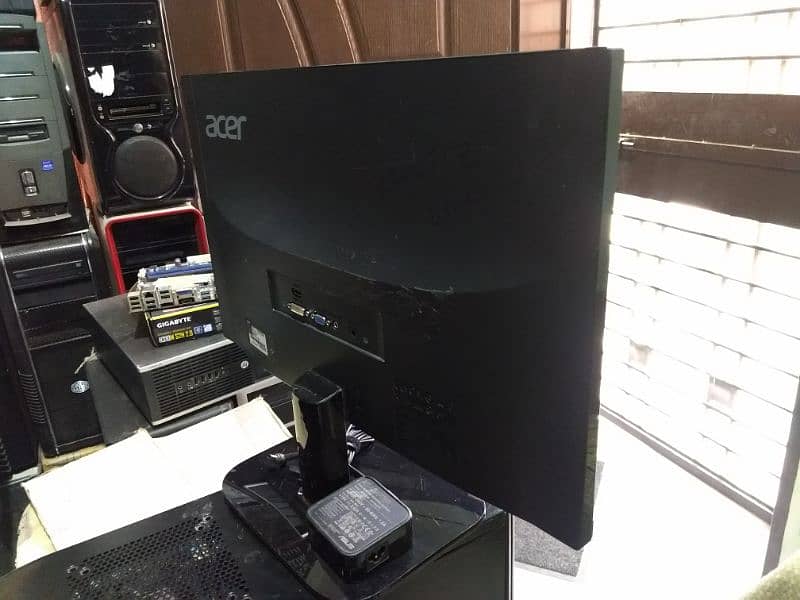 Acer 75hz ips baseless glossy gaming led very rare and unique design 11