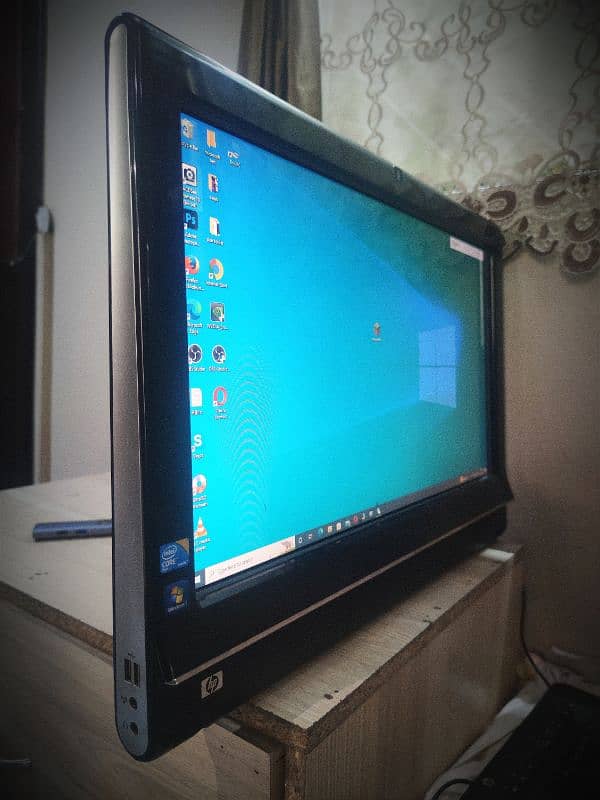 HP all in one PC 23" screen 4