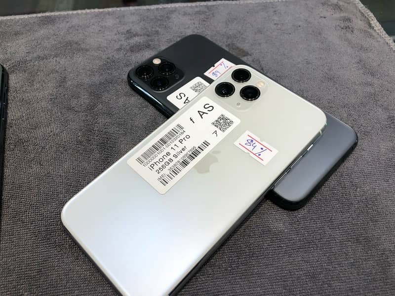 i phone 11pro 256gb pta 6