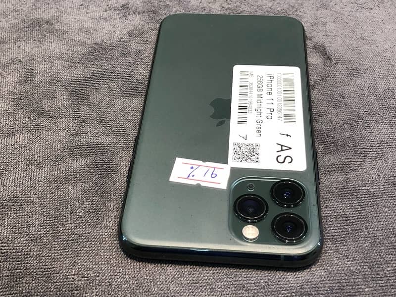 i phone 11pro 256gb pta 7