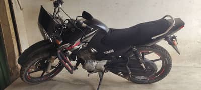 YAMAHA YBR 125