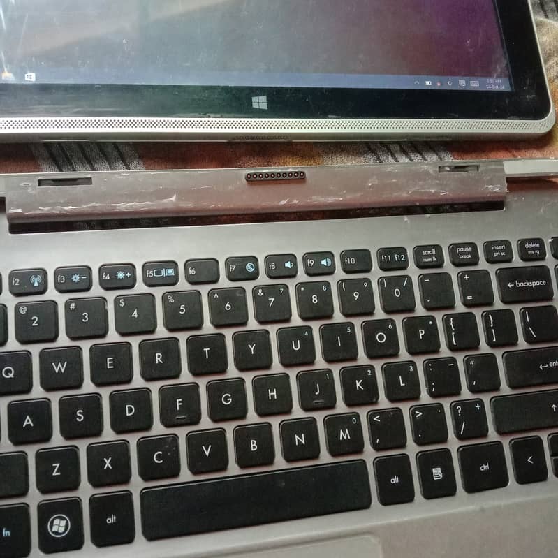 Haier Laptop. . . . . . 10