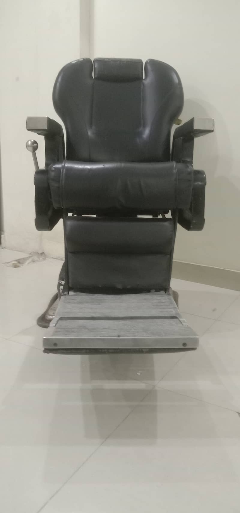 Salon Chairs 1