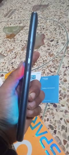 tecno spark 8c