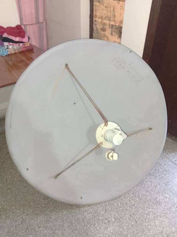 Dish Anteena 4 foot + receiver for sale 2