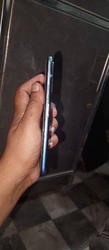 Vivo Y 53s Urgent sale With Full Box 3