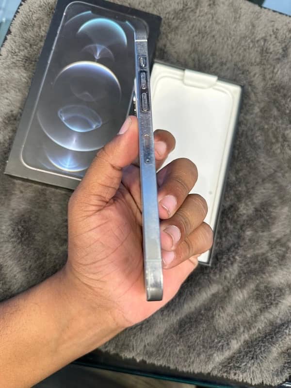 I phone 12 pro max 128 GB PTA Approve 4