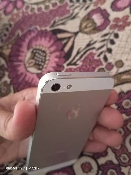 iPhone 5 32GB Non Pta 5