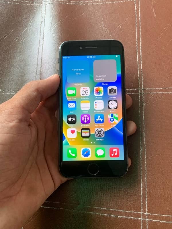 I Phone 8 Non PTA FU 64GB Phone Number 03064206549 7