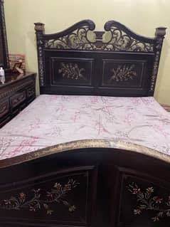 Double bed/bed set/Wooden bed/king size bed