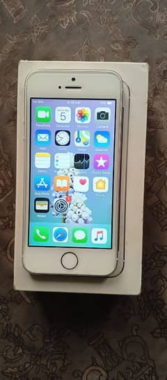 iphone 5s 10/10 condition 32gb