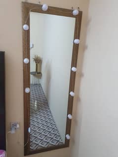 wall mirror almost new with light 6500