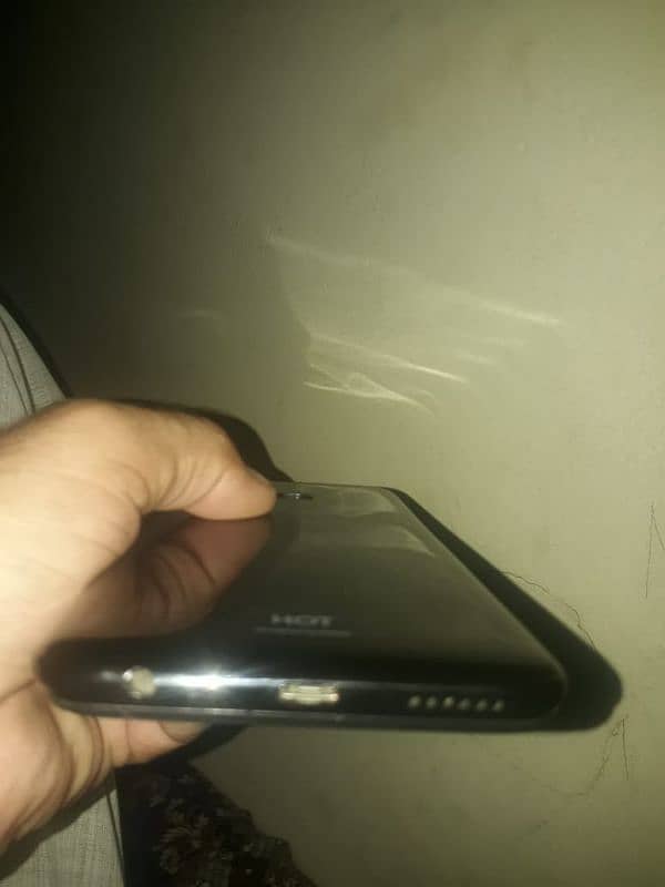 Infinix hot8 4/64GB Good condition only mobil 1