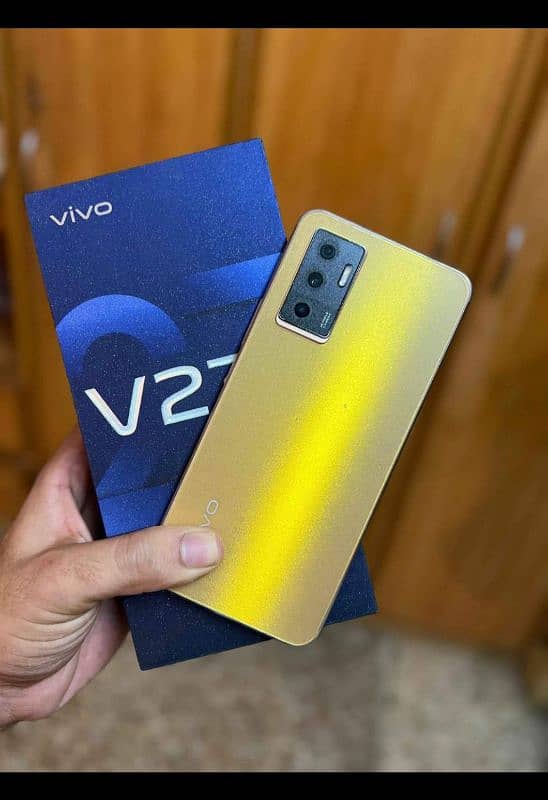 vivo V23e 8 /128 Daba and Charger 3