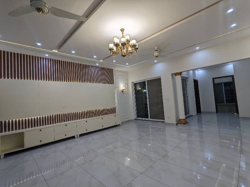 BRAND NEW VIP 1 KANAL Double Storey Double Unit Modern Stylish With Latest Accommodation Sami Commercial House Available For Sale In Main Boulevard Joher Town Lahore By Fast Property Services Lahore 33