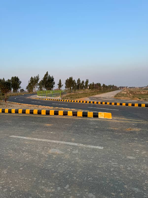 All Dues Clear 1 Kanal E Block Plot For Sale In Jinnah Sector LDA City Lahore 4