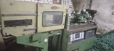 40 ton NISSEI injection moulding machine