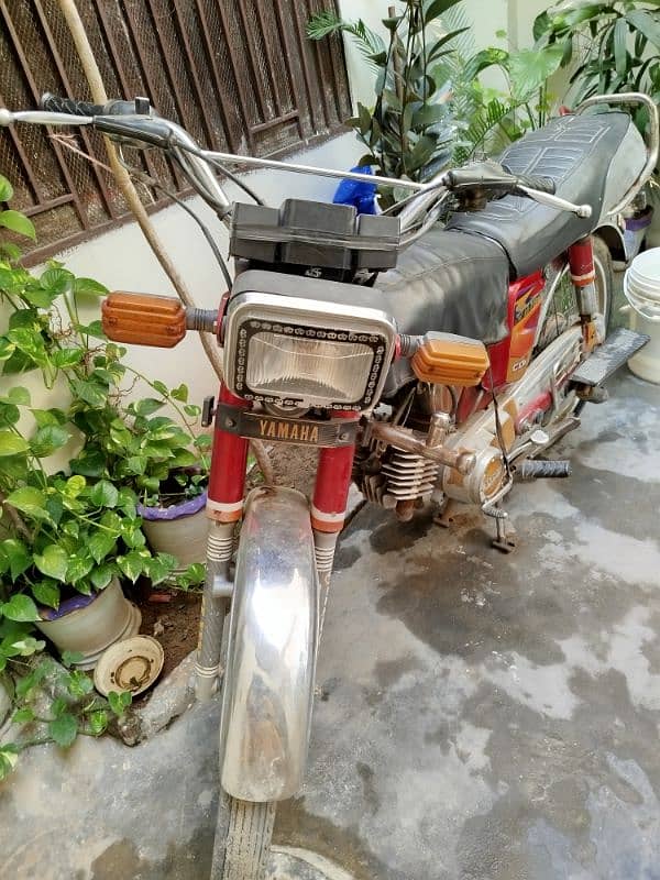 Yamaha y100 cc 1