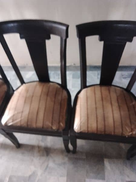 06 used dining chairs only for sale 1