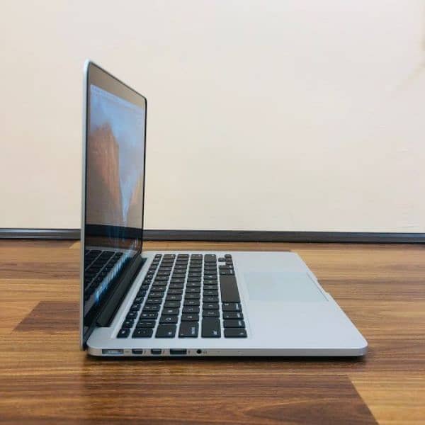 Apple MacBook Pro  | Mid 2014 | 256GB M2 card| 16GB Ram 15 inch 3