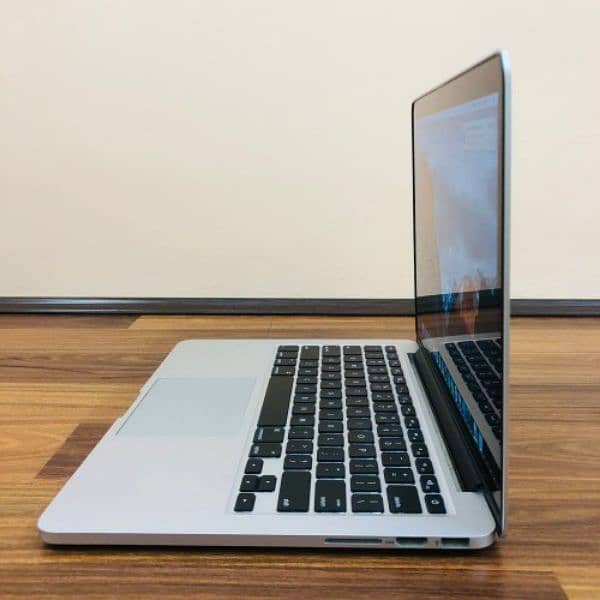 Apple MacBook Pro  | Mid 2014 | 256GB M2 card| 16GB Ram 15 inch 4