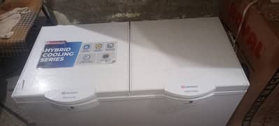 DAWLANCE DEEP FREEZER JUST ONE  WEEK USED FOR SALE