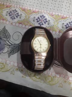 brand ki watch ha chain or lock bhi company ka hae. 0