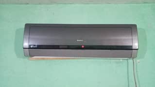 Gree DC inverter 1 Ton(Not Repair)