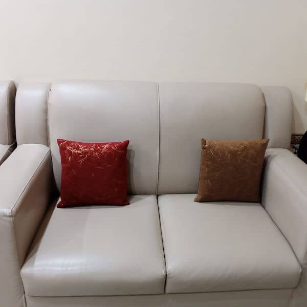 2+2+3 seater sofa for sale (in good condition) 2