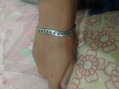 Totally Chandi Silver Bracelet Dont know weight Lock tuta he but lgjta