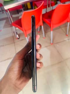 iPhone 11 Pro max nonpta jv