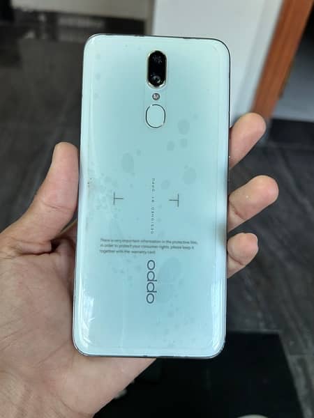 oppo 8/256             Tecno redme realme phone infinix Samsung iPhone 4