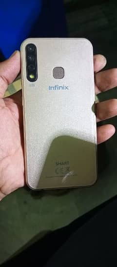 INFINIX SMART MOBILE 2GB 32GB  JUST PANEL CHANGE HOGA