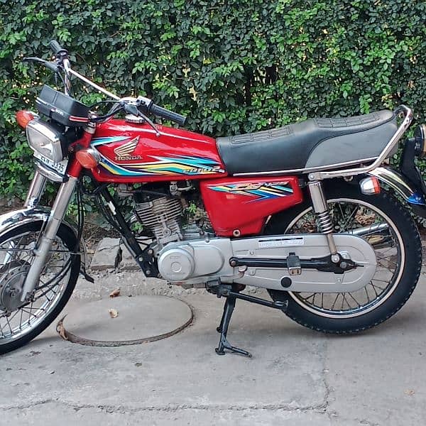 Honda 125 2019 model Golden nomber 1