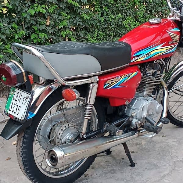 Honda 125 2019 model Golden nomber 5