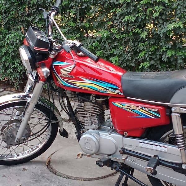 Honda 125 2019 model Golden nomber 9