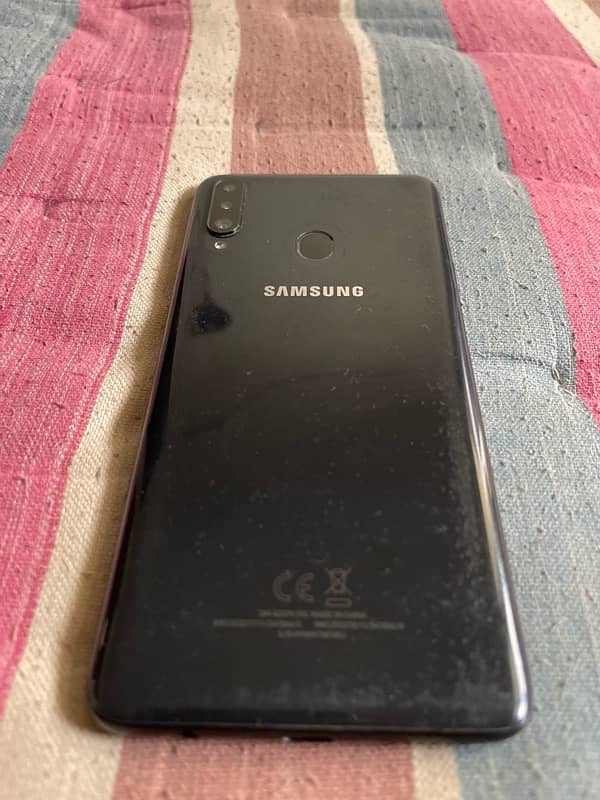 Samsung a20s with original charger and cable 3