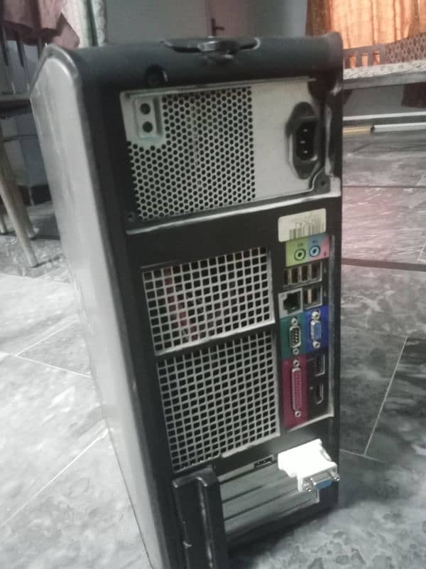 Core 2 duo PC With 1GB AMD GPU and 17 inch Monitor 4