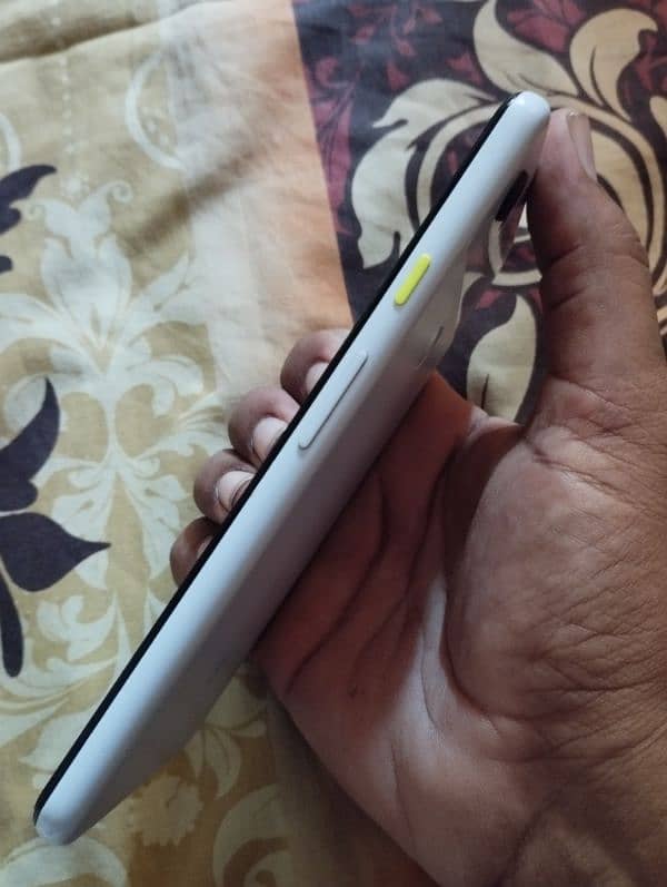 Google pixel 3a XL 4gb 64gb pta approved 5