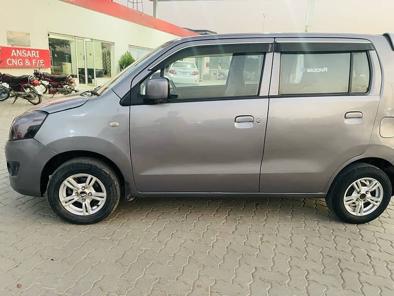 Suzuki Wagon R 2018 5