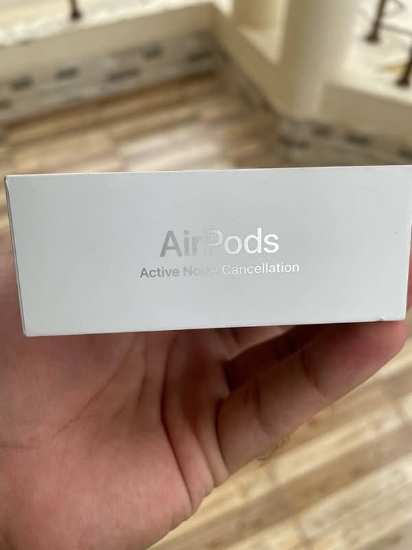 Airpods 4 with active noise cancellation 3