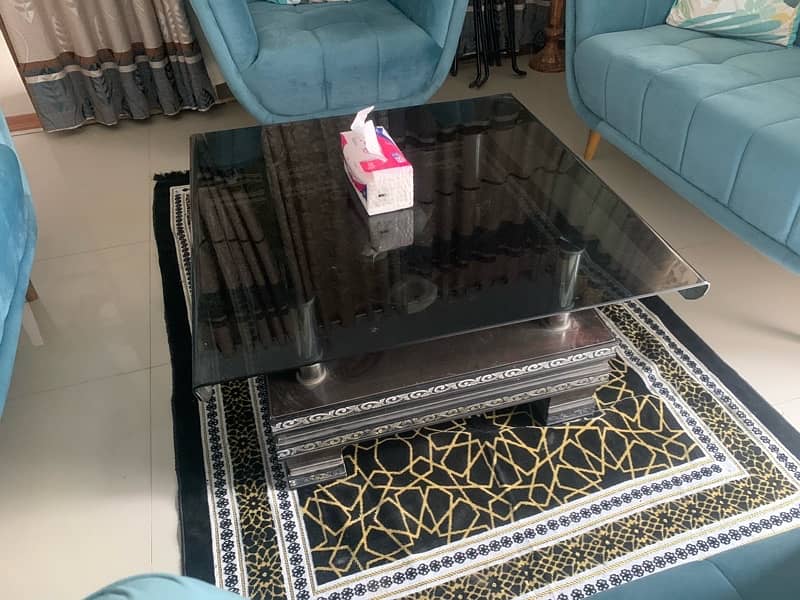 Elegant Black Glass Center Table – Perfect for Any Living Room 1