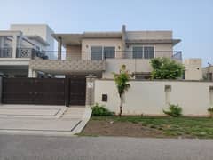 1 Kanal Well Maintained House For Rent In DHA Phase 4