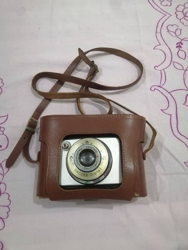 Vintage 1955 Dacora Digna Camera 5